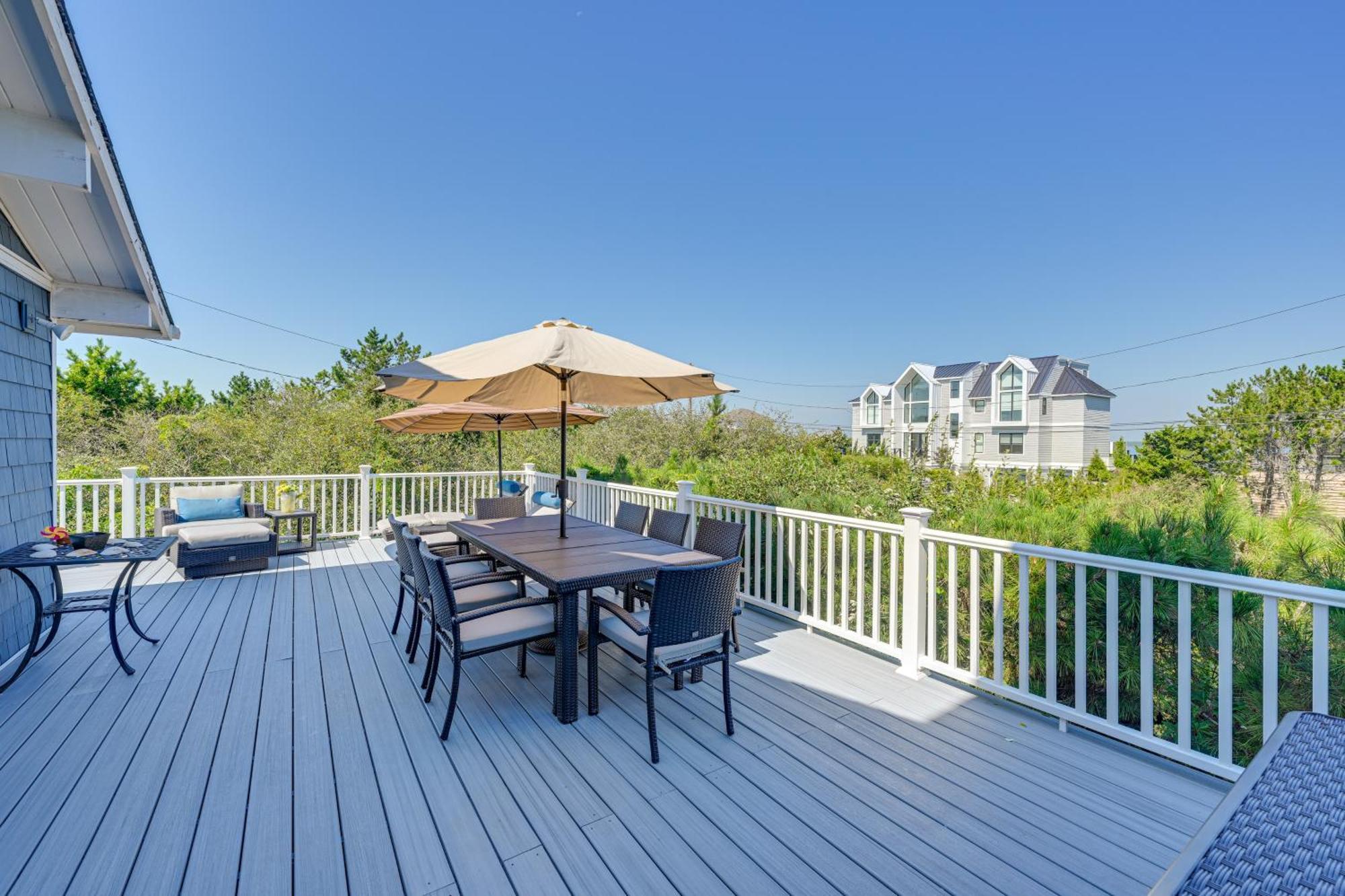 Westhampton Beach Home With Deck And Ocean Views! エクステリア 写真