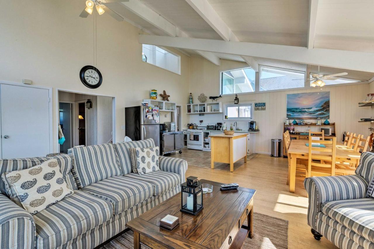Westhampton Beach Home With Deck And Ocean Views! エクステリア 写真